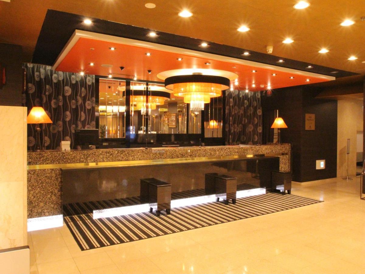 Apa Hotel Komatsu Grand Εξωτερικό φωτογραφία